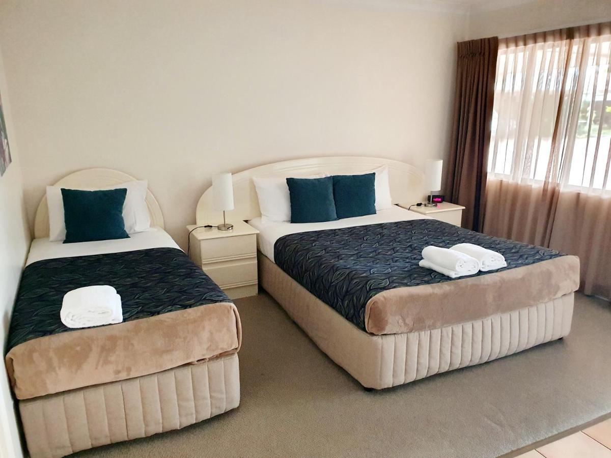 Rockhampton Palms Motor Inn Eksteriør bilde